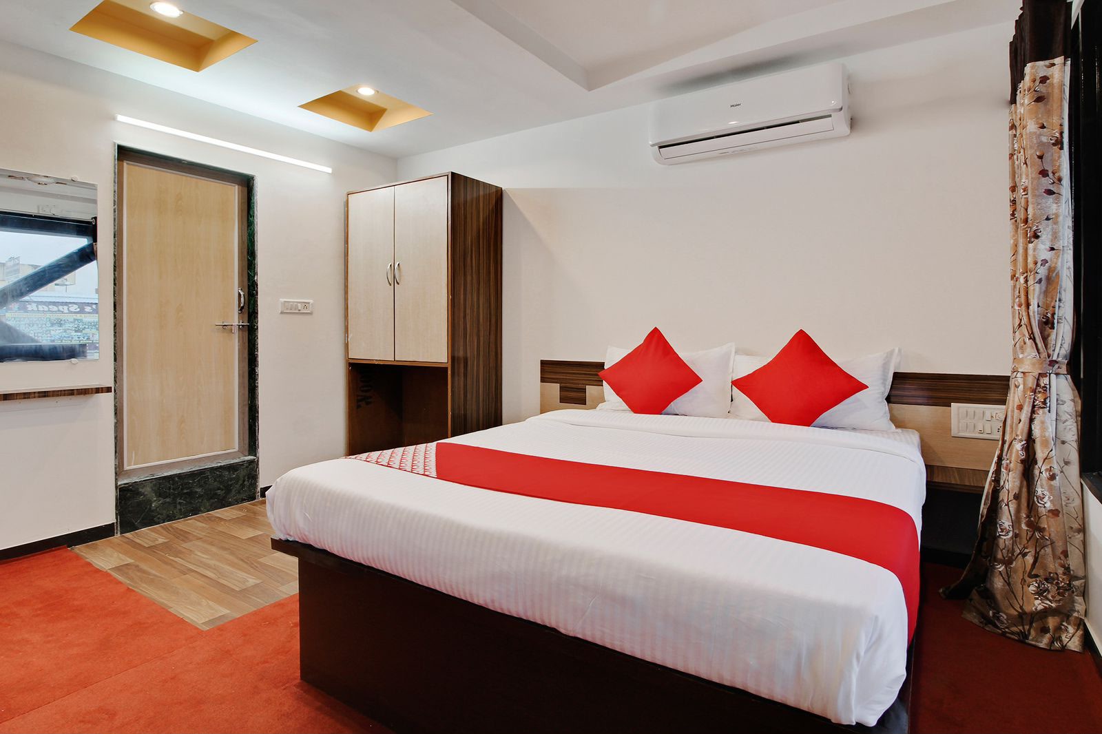 AC Suite Room Tirumala
